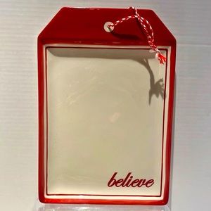 Harry and David “Believe” Christmas Tag Ceramic Plate Red/White EUC